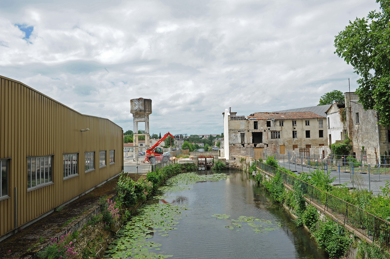 Bief depuis les ponts Main avant