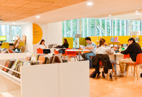 Mediatheque Pierre-Moinot